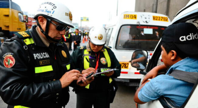 ¿Cómo verificar si tengo papeletas en el Callao y otros distritos específicos?