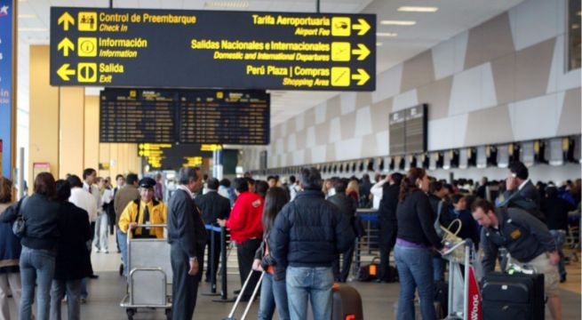 ¿Cuántos peruanos indocumentados hay en EE.UU. y qué les pasará si retornan al Perú?