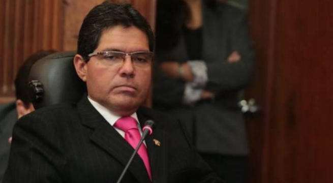 Quién es Michael Urtecho, el primer congresista 