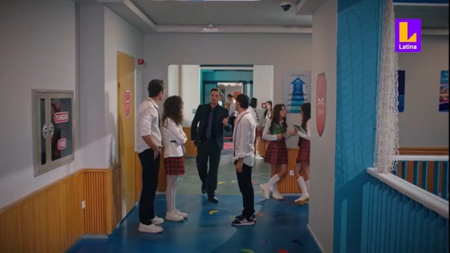 Todo por mi Familia capítulo once: Ogulcan empieza a sospechar que Ahmet podría ser el verdadero padre de Omer