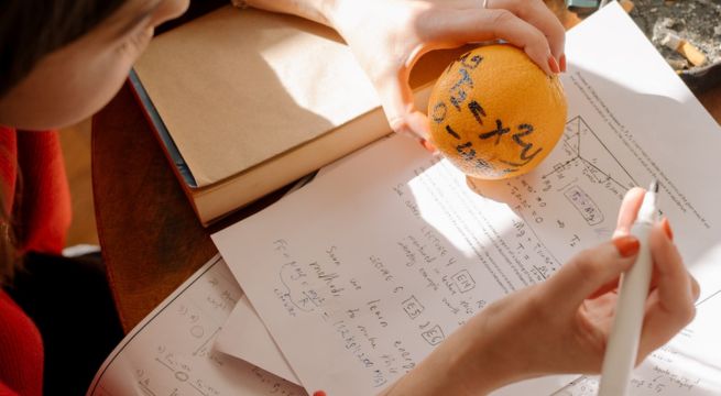 Escolares ganan medallas de oro y plata en Olimpiada Iberoamericana de Biología