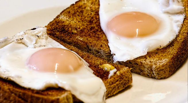 Comer huevo todos los días, ¿bueno o malo?