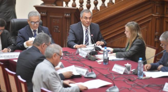 Ministro del Interior sobre extranjeros ilegales: 