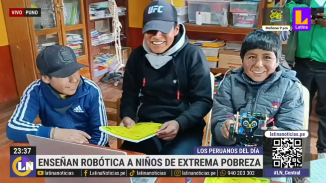 Puno: tres maestros enseñanza robótica a niños de extrema pobreza | VIDEO 