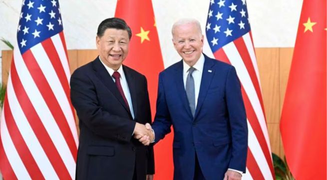 Joe Biden vuelve a calificar a Xi Jinping como 