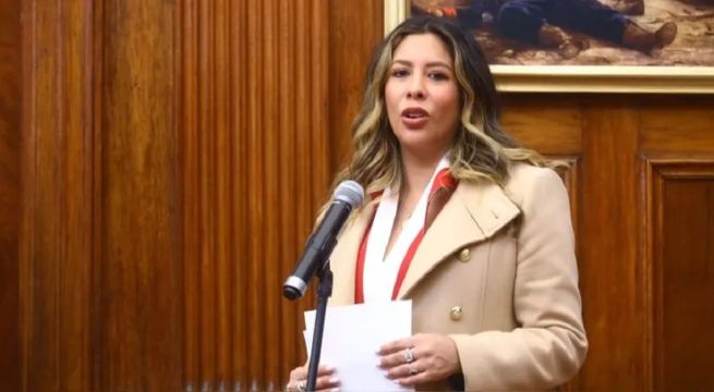 Ética blindó a Rosselli Amuruz por contrataciones allegadas a Paúl García