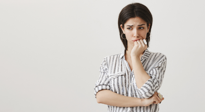 Estos son los 5 alimentos que debes evitar si te encuentras ansioso