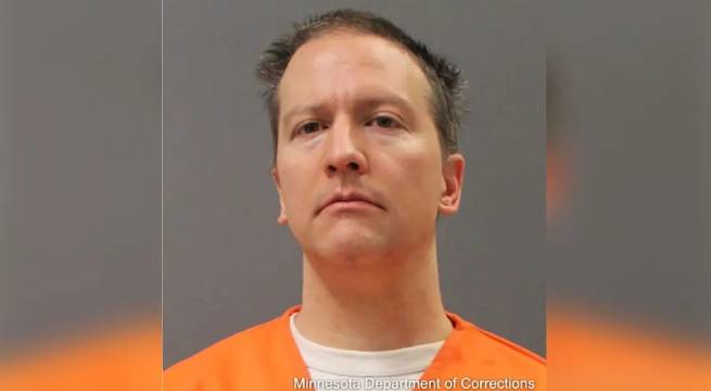 Apuñalan en prisión a policía condenado por asesinar a George Floyd