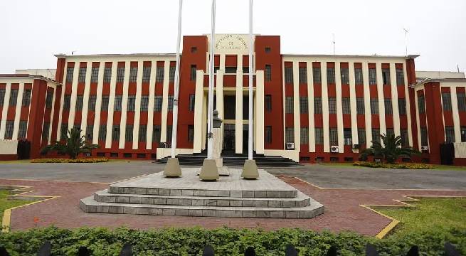 Era primer puesto en el colegio: ingresó a la UNI y sacó 05 en su primer examen