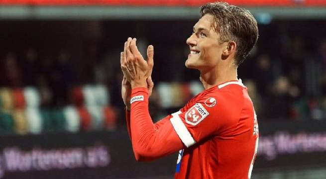 Oliver Sonne tiene un valor de 800 mil euros, según el portal Transfermarkt.