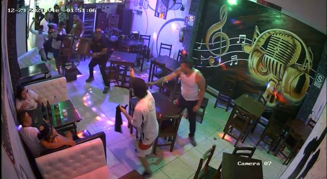 Extranjero apuñala a sereno durante pelea en local nocturno