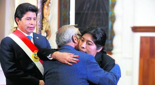 Abogado de Betssy Chávez denuncia persecución política tras acusación fiscal por golpe de Estado