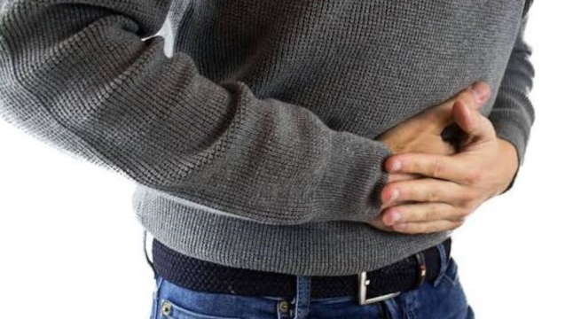 Los 3 errores que debes evitar al comer para prevenir la indigestión