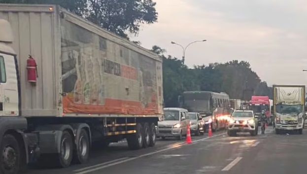 Choque en la Panamericana Sur deja varios heridos y caos vehicular en San Borja