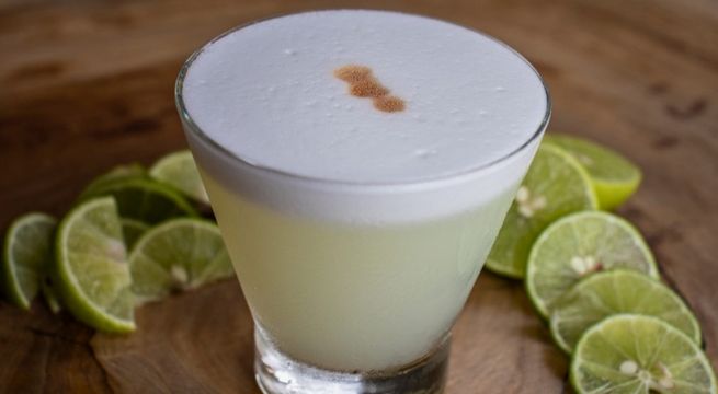 Día del Pisco Sour: Chilenos cruzan Tacna para probar nuestra bebida nacional