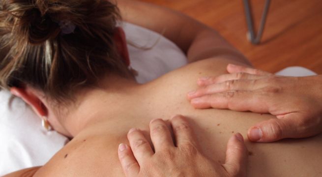 Cómo identificar un lunar sospechoso de cáncer de piel y qué hacer al respecto