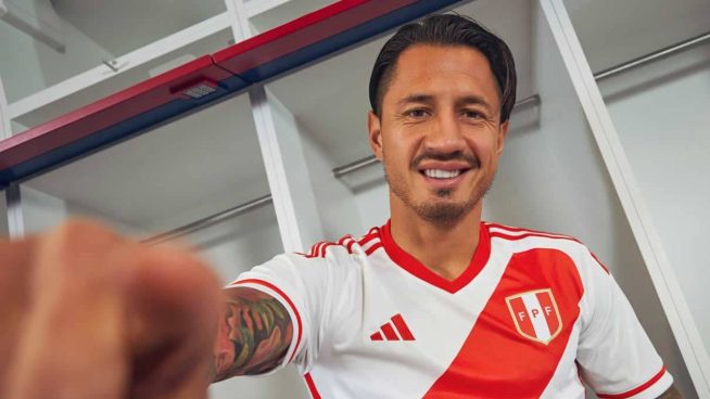 Así fue la presentación de la nueva camiseta de la selección peruana