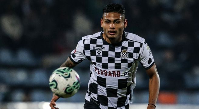 Alianza Lima anuncia el fichaje del delantero Jeriel de Santis