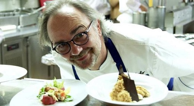 Chef italiano con tres estrellas Michelin condenado a prisión por servir almejas contaminadas