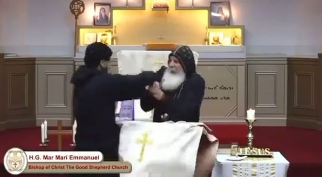 Apuñalan a sacerdote y feligreses durante una misa en Sídney