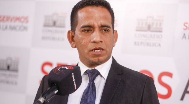 Caso Chapafirmas: Elvis Vergara reemplaza a Darwin Espinoza como vocero de Acción Popular