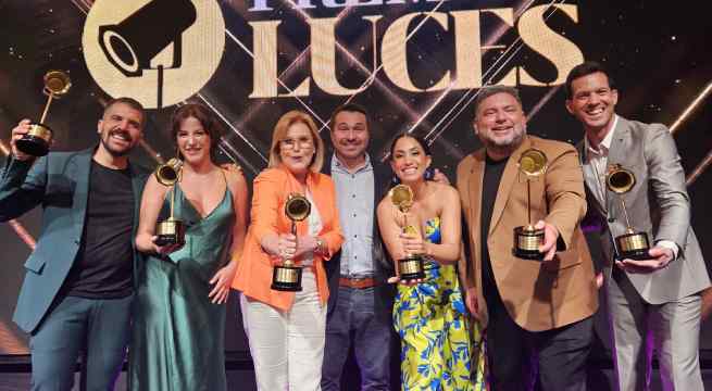 Latina Televisión triunfa en los 'Premios Luces': ganó en todas las categorías que participó