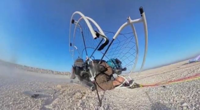 Youtuber se fractura el cuello y la espalda tras caer desde un parapente
