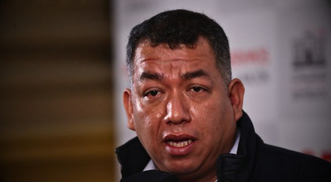 Darwin Espinoza retrasa reunión con Acción Popular por denuncias en su contra