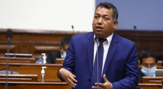 Darwin Espinoza citado hoy a Fiscalía por caso 'Chapafirmas'
