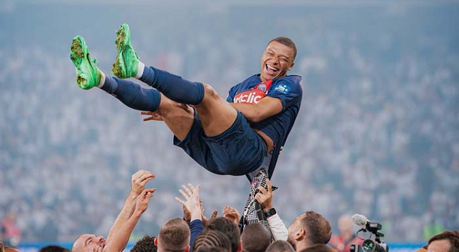 ¡Ya es oficial! Real Madrid anuncia fichaje de Mbappé