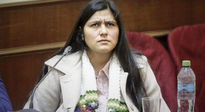 Poder Judicial niega permiso de viaje a Yenifer Paredes