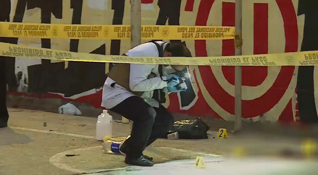 Asesinan a joven cuando hacía pintas alusivas a Universitario de Deportes