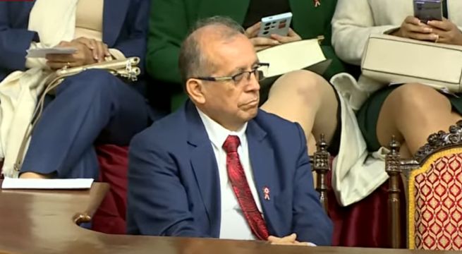 Nicanor Boluarte se presentó en el Congreso para mensaje de Dina Boluarte