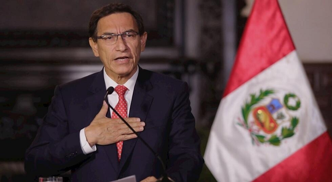Abogado de Martín Vizcarra renuncia a poco del juicio oral contra el expresidente
