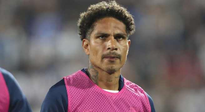 Paolo Guerrero se pronuncia tras fallar gol ante Chile