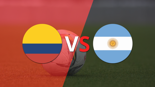 Argentina no pudo con Colombia y cayó por 2-1