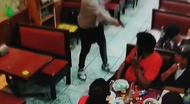 Hombre es acribillado dentro de chifa frente a familias con niños