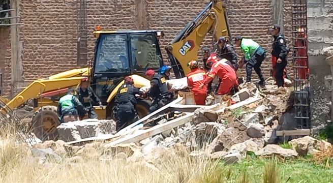Puno: Dos obreros mueren tras derrumbe de muro en plena construcción [FOTO]