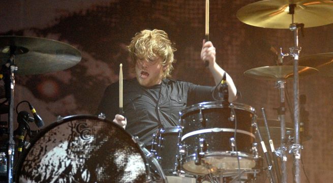 Hallan sin vida a exbaterista de reconocida banda de rock