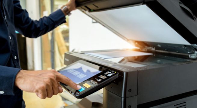 Fotocopiar libros escolares será sancionado por Indecopi: de cuánto es la multa