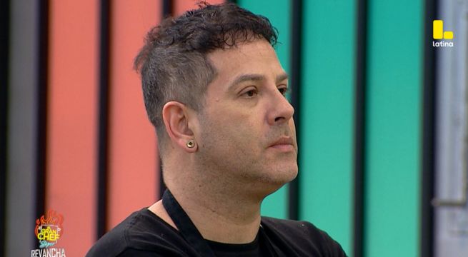 Daniella Acosta se va en CONTRA de Mónica en el REACT en vivo de 
