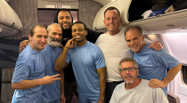 Maduro libera a seis estadounidenses tras reunión con enviado de Trump