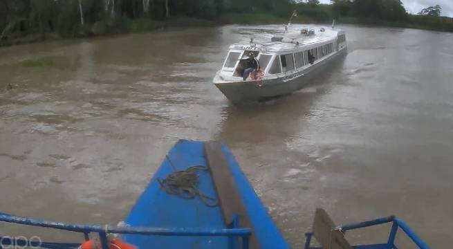 Brutal choque de embarcaciones se produjo en río Ucayali, cerca de Pucallpa