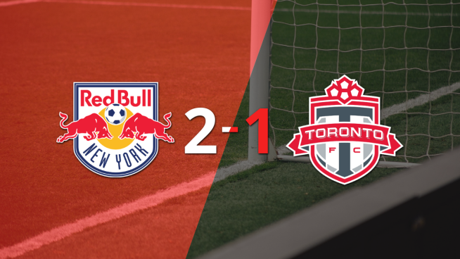 Doblete de Emil Forsberg en el triunfo 2-1 de New York Red Bulls frente a Toronto FC