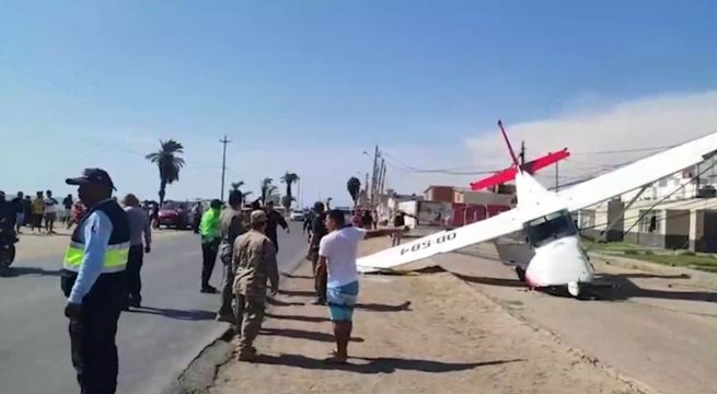Avioneta cae a pocos metros de la carretera Pisco-Paracas y deja dos heridos [VIDEO]