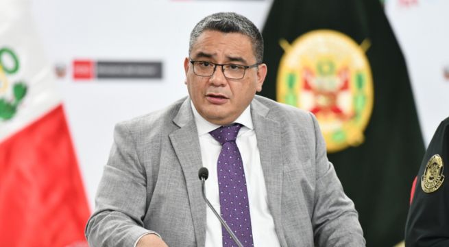 Las visitas clave a Santiváñez: generales, ministros, congresistas y alcaldes pasaron por su oficina