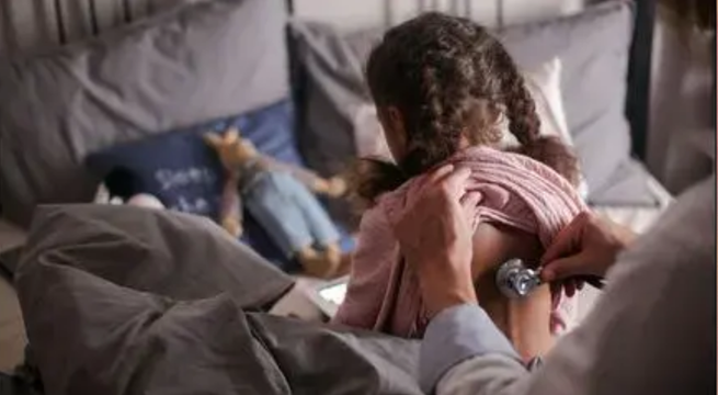 Tos ferina aumenta en Perú: más de 1,000 casos y 16 muertes en lo que va del año
