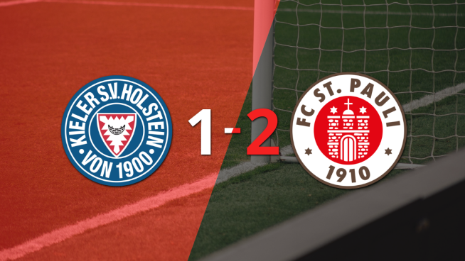 FC St. Pauli celebra con un sufrido 2-1 ante Holstein Kiel, gracias a un gol agónico