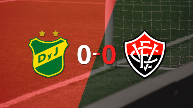 Cero a cero terminó el partido entre Defensa y Justicia y Vitória