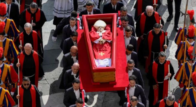 Entierran al papa Francisco en la Basílica de Santa María la Mayor del Vaticano